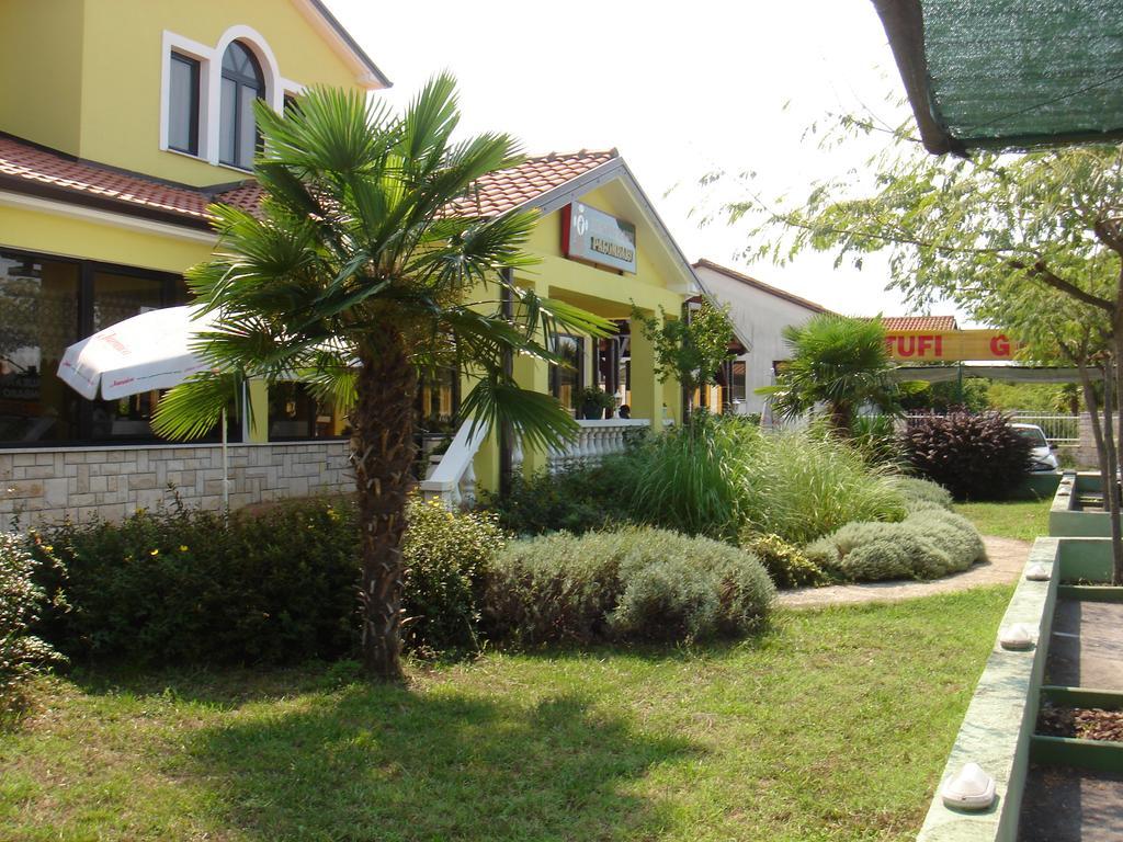 Guesthouse Palombaro Umag Exterior photo